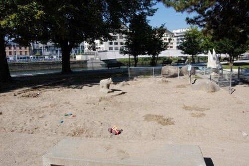 Sandkasten/Sandpit